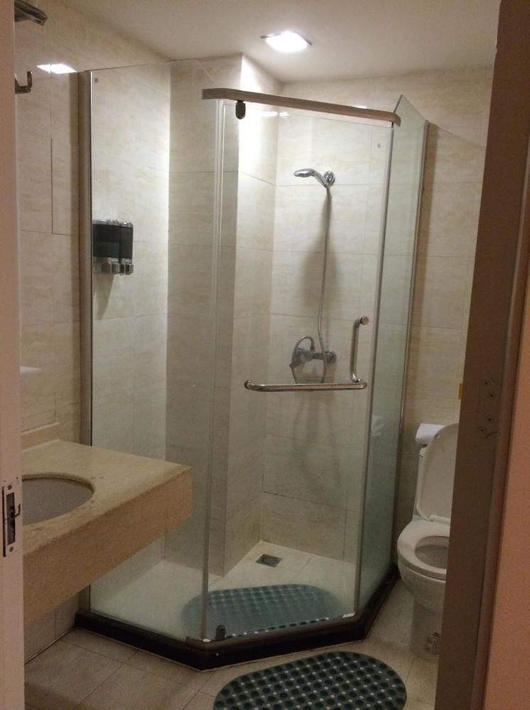 Home Inn Chengdu Kuanzhai Alley New City Square Екстериор снимка