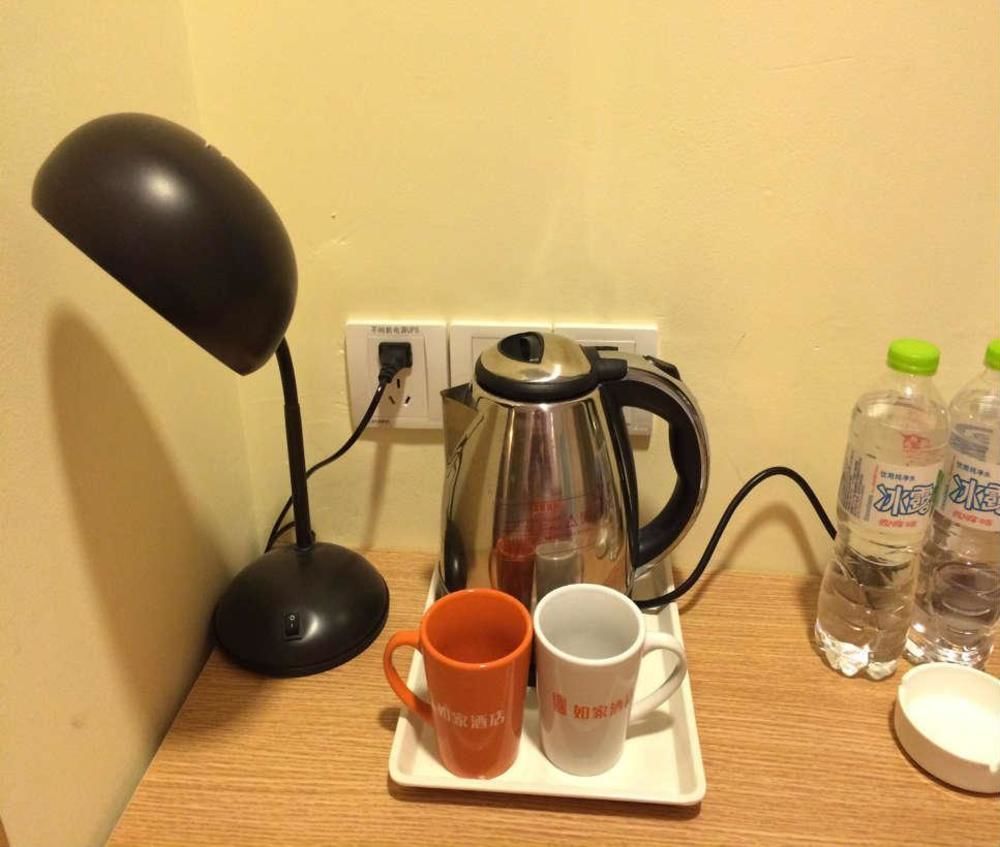 Home Inn Chengdu Kuanzhai Alley New City Square Екстериор снимка