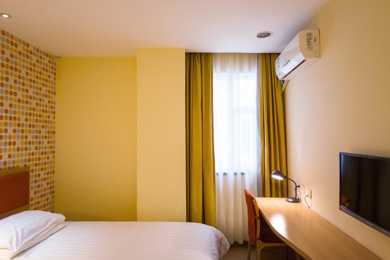 Home Inn Chengdu Kuanzhai Alley New City Square Екстериор снимка
