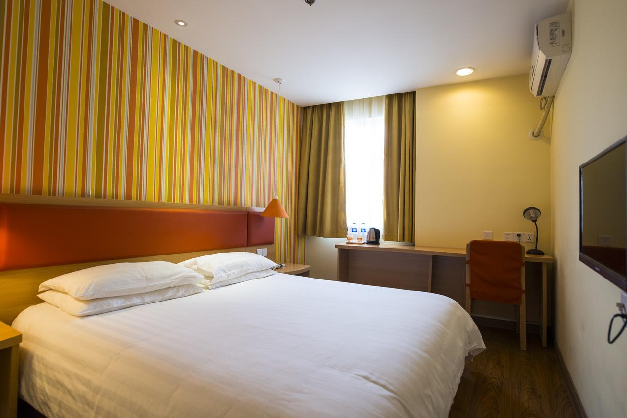 Home Inn Chengdu Kuanzhai Alley New City Square Екстериор снимка